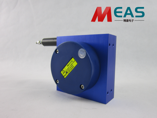 �������λ�ƾ��a�����F(xi��n)���φ��}��С���̴��?gu��)��?